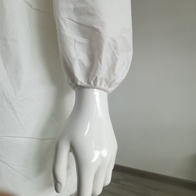 Workwear 175*140cm Disposable White Microporous 56GSM Tyvek 500 PPE Suit for Chile Market