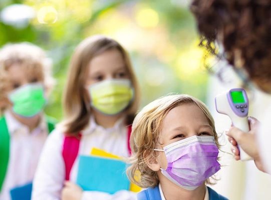 Non Sterilization 3 Layer Earloop Disposable Face Mask for Kids Teens 14.5*9.5 Cm